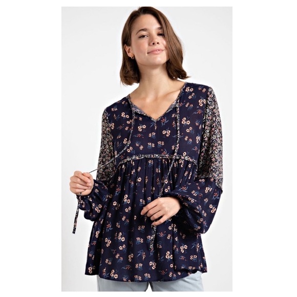 No. 270 1 LEFT ☀️Floral babydoll tunic top - Picture 2 of 7